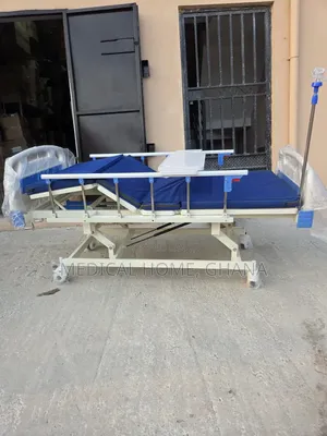 Hospital Bed With Mattress, 1crank, 2crank, Depending on Ur Request