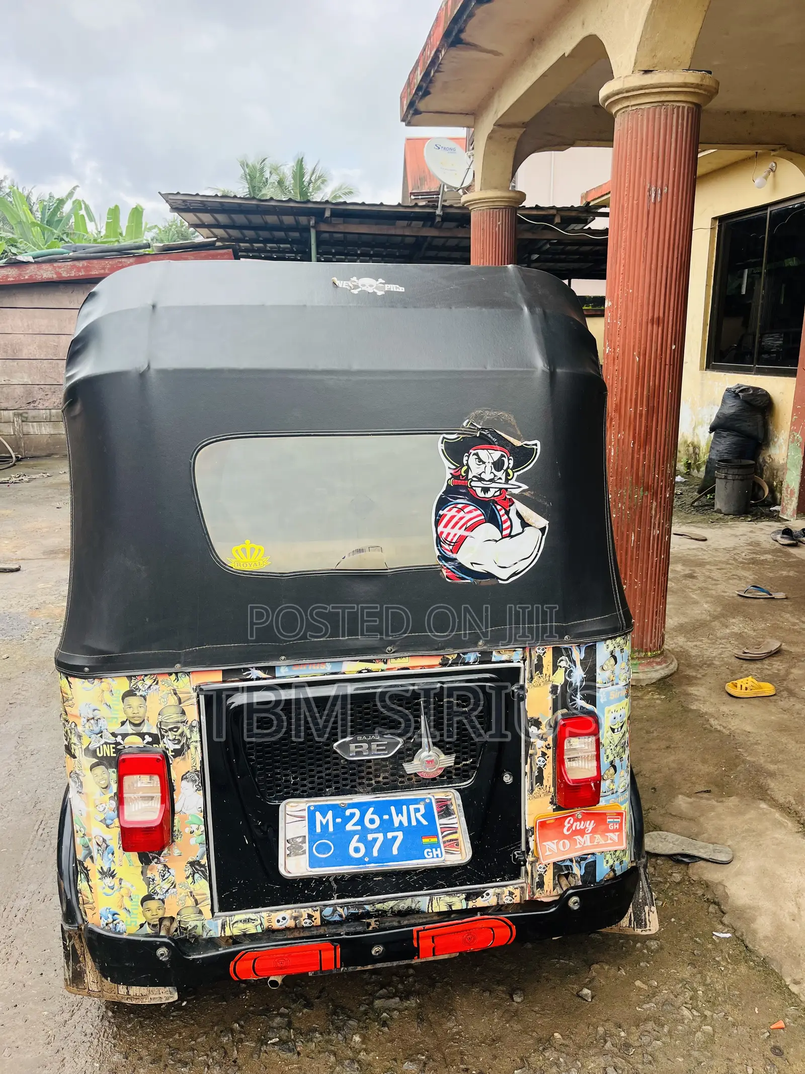 New Bajaj RE 2026 Black