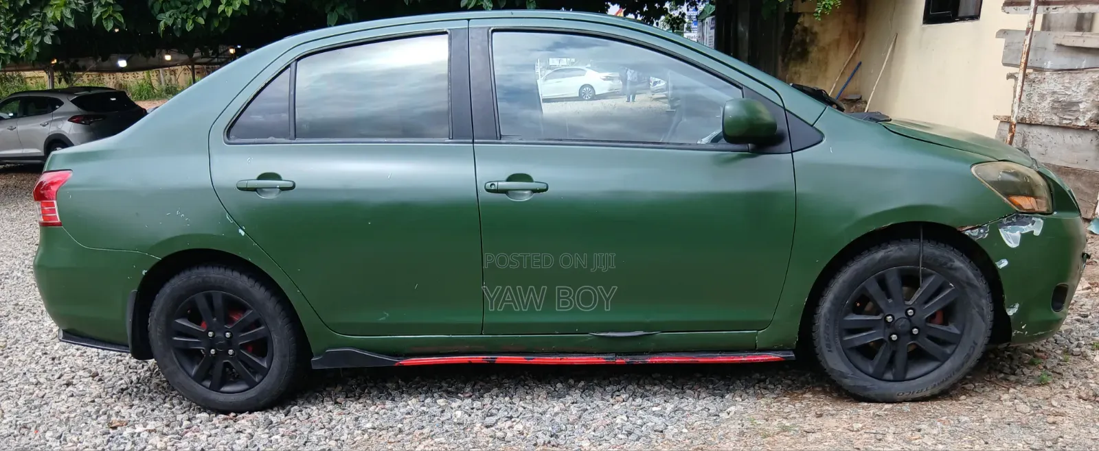 Toyota Yaris 2010 Green