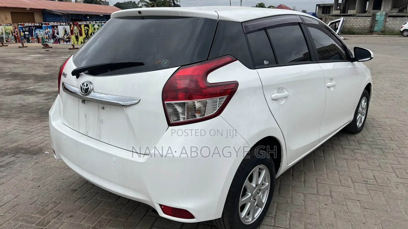 Toyota Yaris 2017 White