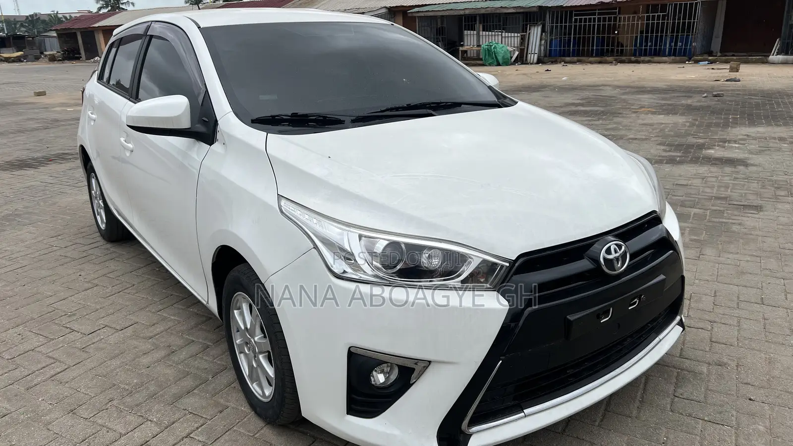Toyota Yaris 2017 White