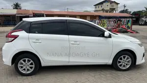 Toyota Yaris 2017 White