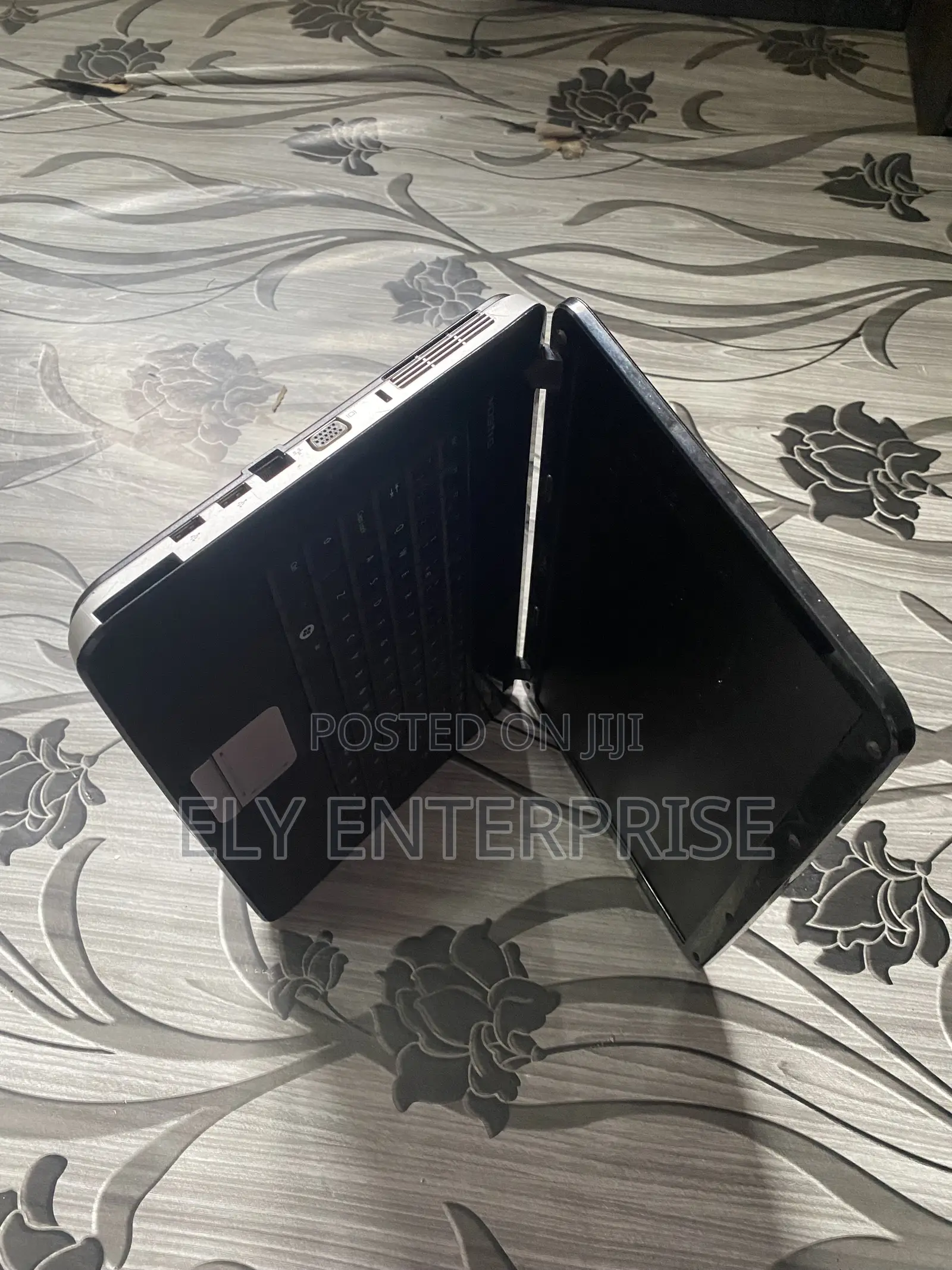 Laptop Dell Vostro 1015 4GB Intel Core 2 Duo HDD 500GB