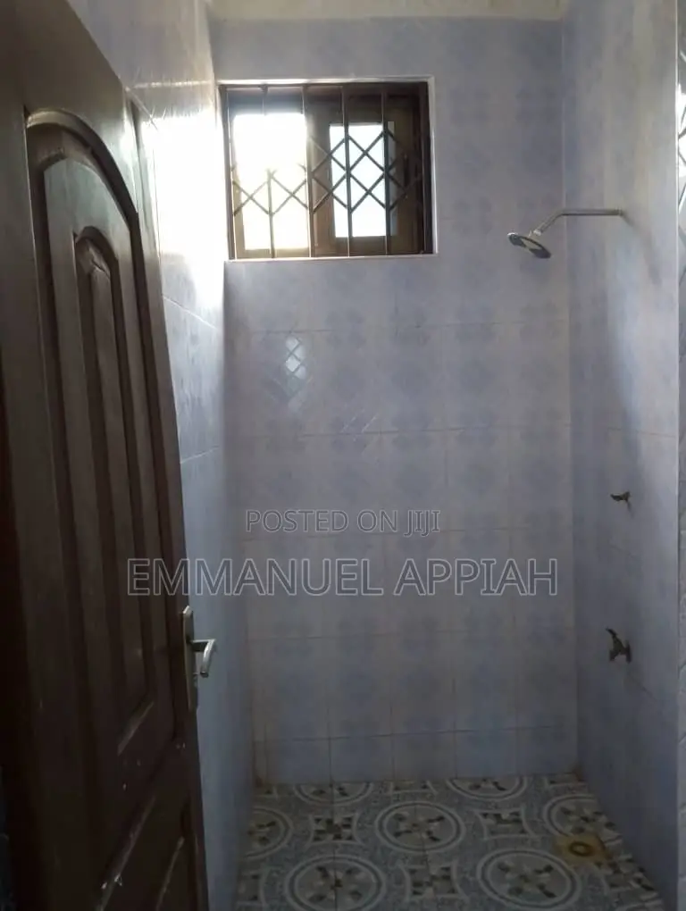2bdrm Apartment in Ablekuma for rent