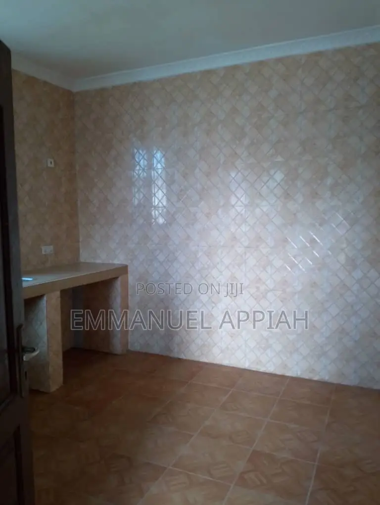 2bdrm Apartment in Ablekuma for rent