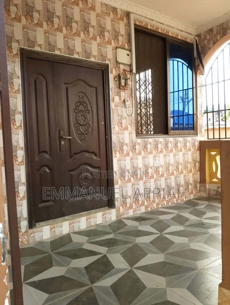 2bdrm Apartment in Ablekuma for rent