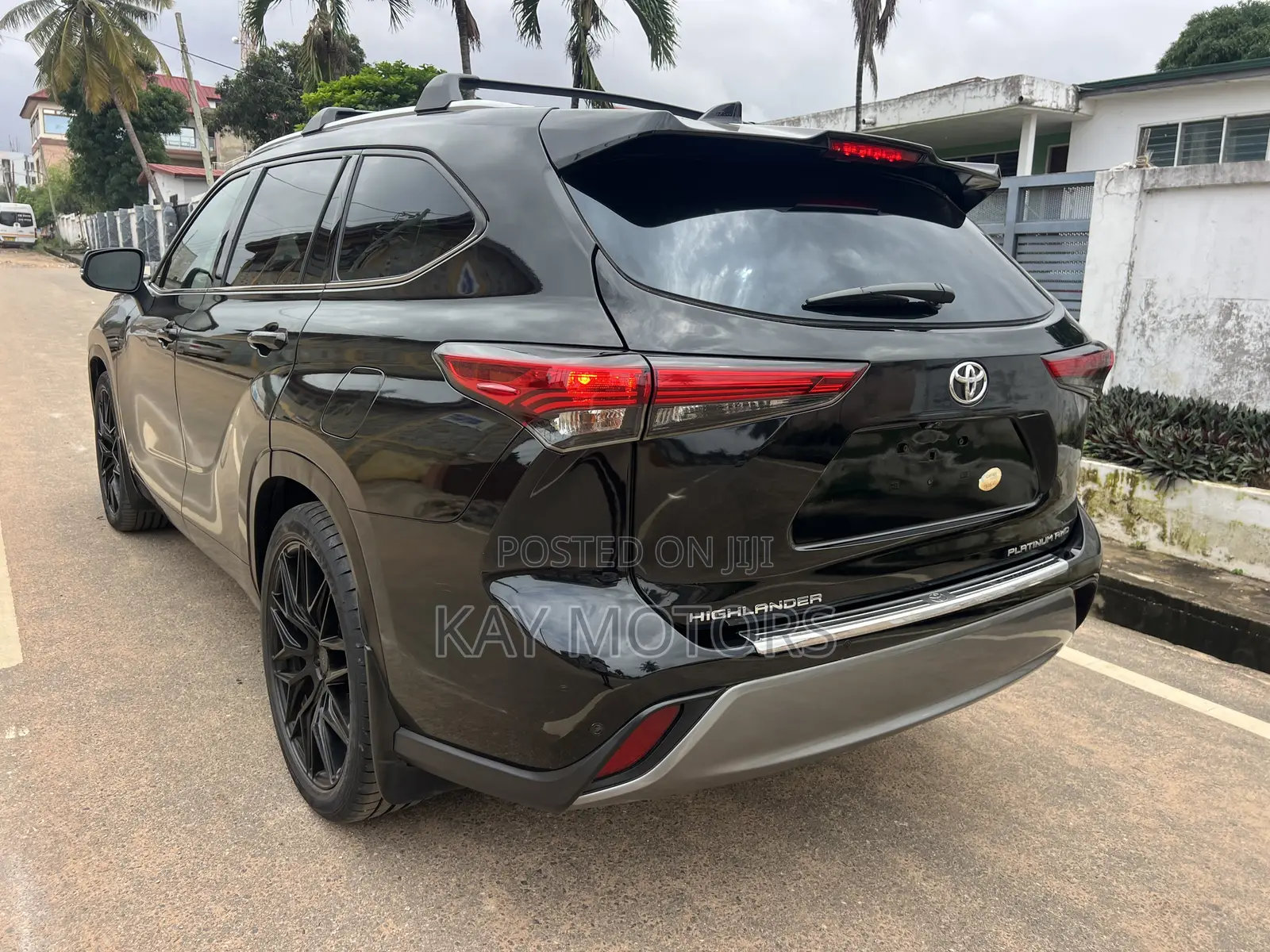 Toyota Highlander Platinum 2022 Black
