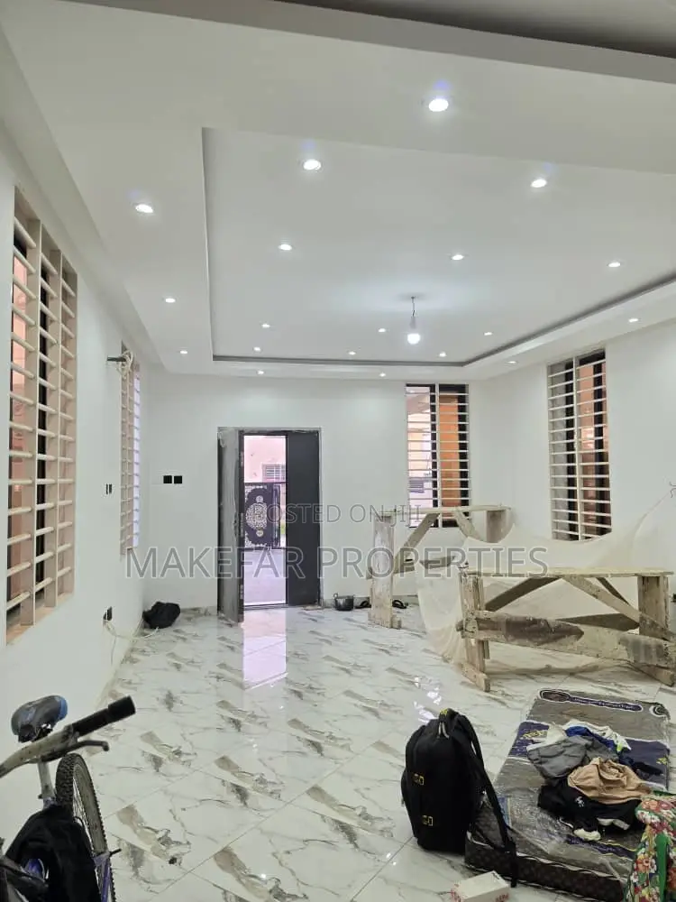 3bdrm House in Ashaley Botwe for rent