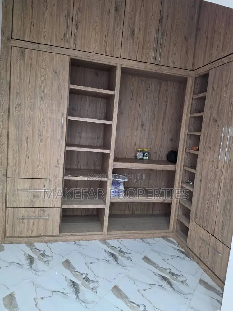 3bdrm House in Ashaley Botwe for rent