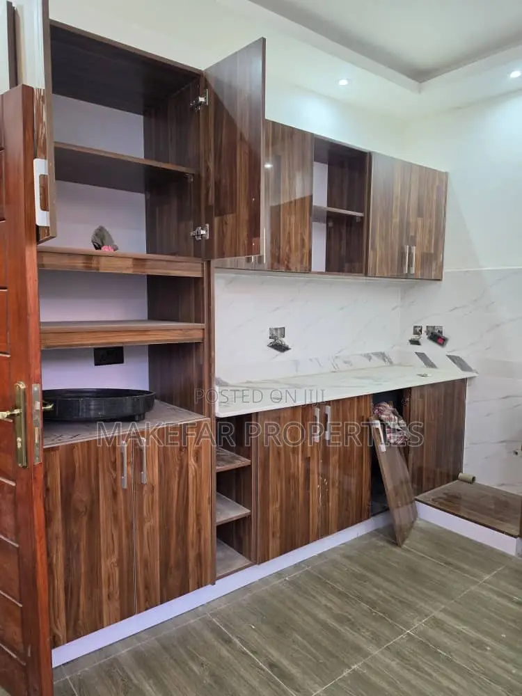 3bdrm House in Ashaley Botwe for rent