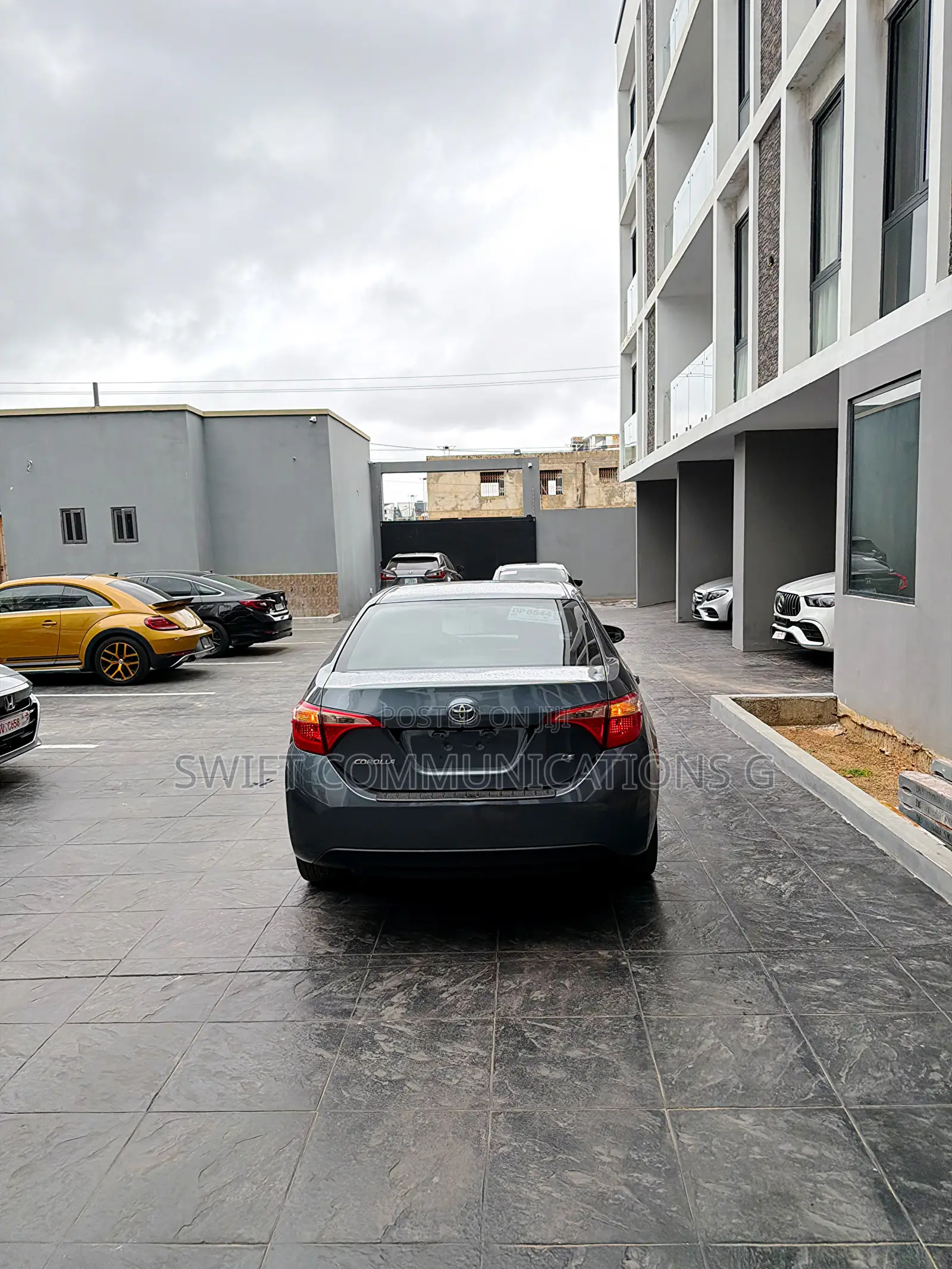 Toyota Corolla LE ECO 4dr Sedan (1.8L 4cyl CVT) 2017 Blue