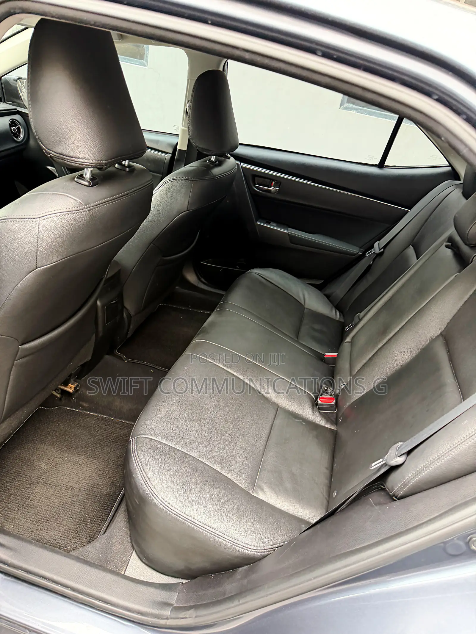 Toyota Corolla LE ECO 4dr Sedan (1.8L 4cyl CVT) 2017 Blue