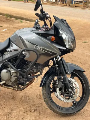 Suzuki V-Strom 2018 Gray