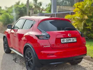 Nissan Juke S AWD 2011 Red