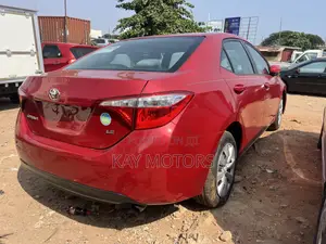 Toyota Corolla LE 4dr Sedan (1.8L 4cyl CVT) 2016 Red