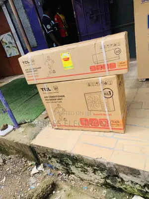 Ultra Modern Sleek 2.5hp Split R410 Gas TCL