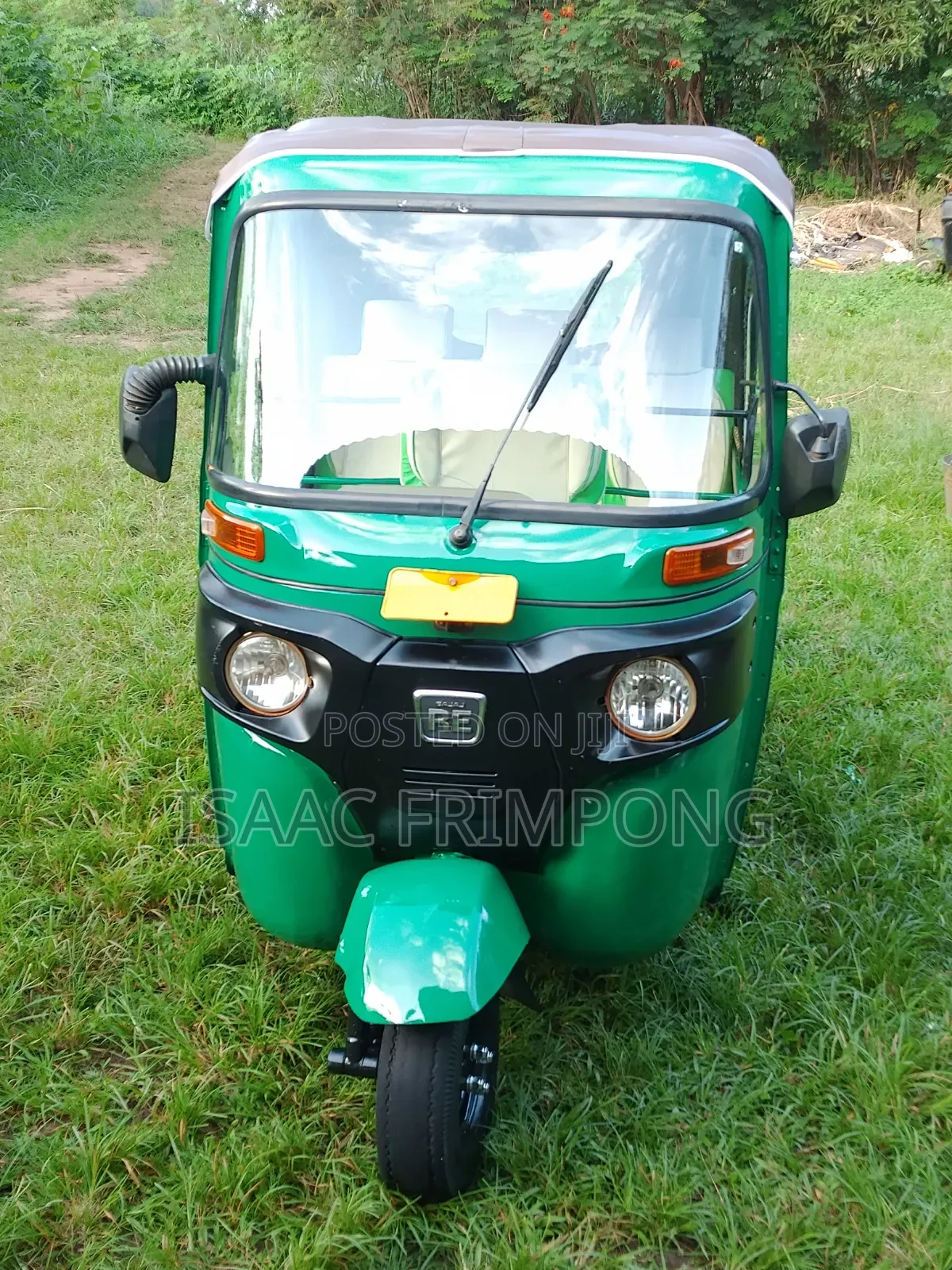 Bajaj RE 2024 Green