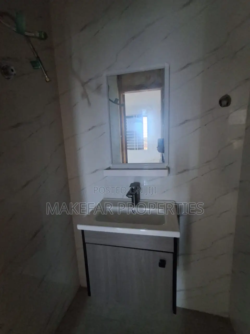 2bdrm Apartment in Ashaley Botwe for rent