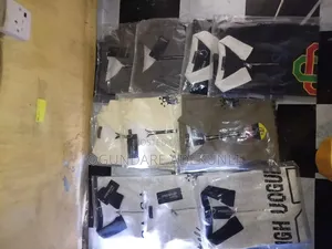 T Shirt Polo