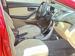 Hyundai Elantra GLS Sedan FWD (1.8L 4cyl 6M) 2013 Red