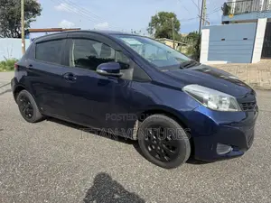 Toyota Vitz 2012 Blue