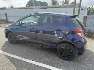 Toyota Vitz 2012 Blue