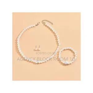 Ladies Artificial Pearl Necklace Bracelet Ear Stud Jewelry Set 3 in 1
