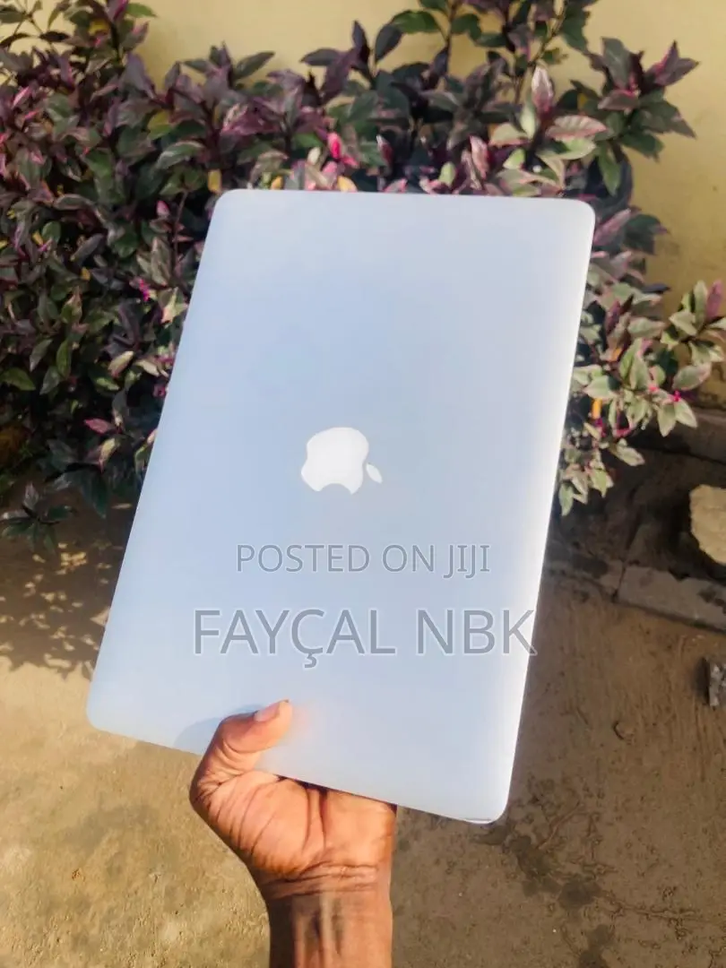 Laptop Apple MacBook 2012 4GB Intel Core i5 SSD 128GB