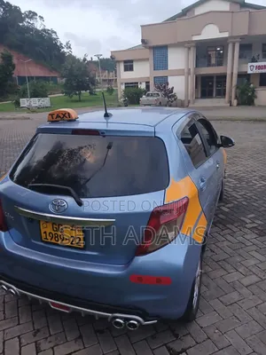 Toyota Vitz 2014 Blue