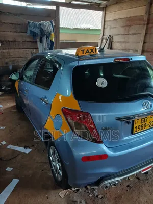 Toyota Vitz 2014 Blue