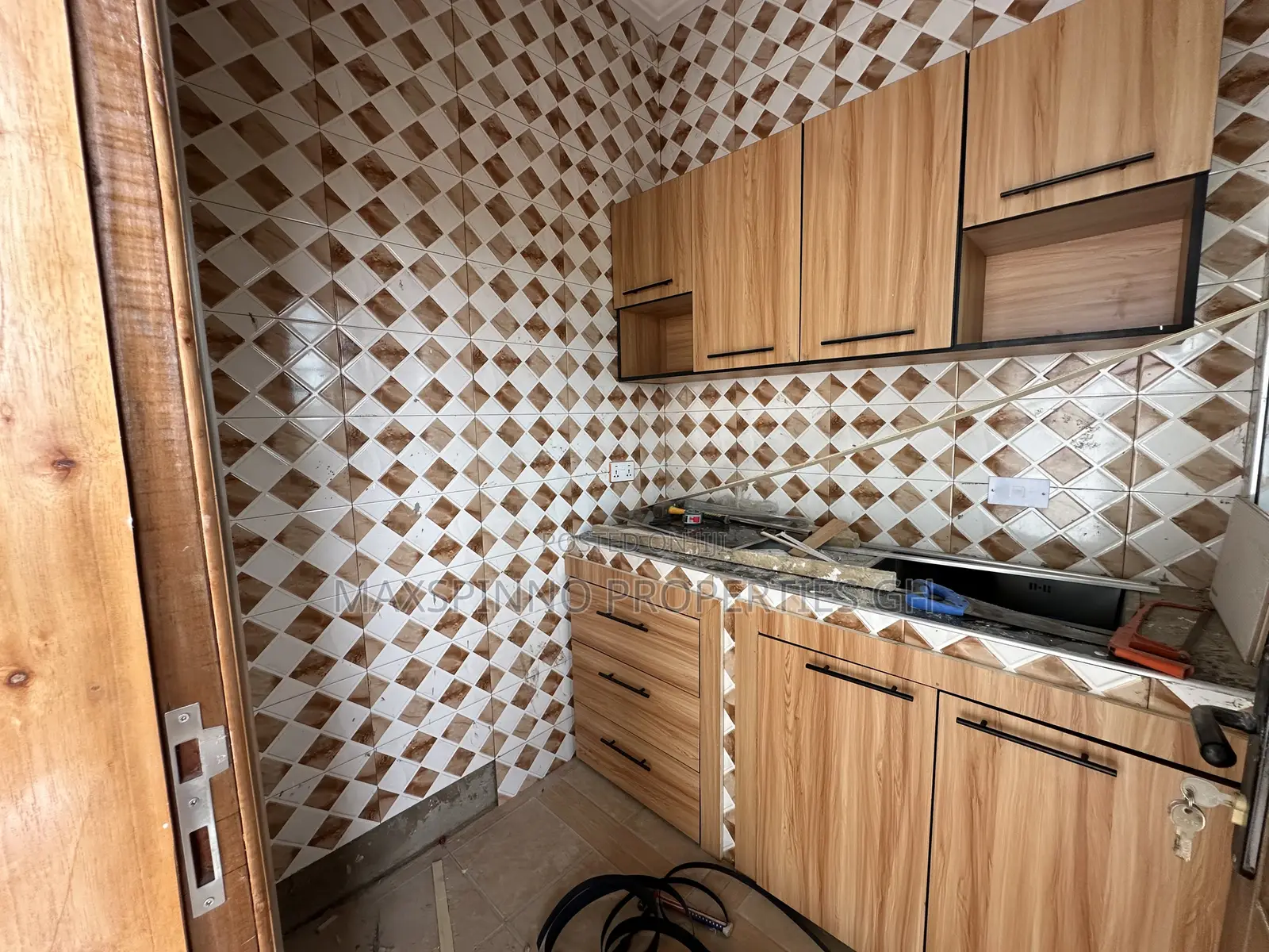 1bdrm Apartment in Maxspinno Properties, North Legon for rent