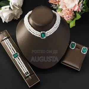 Women's Fashion Jewelry