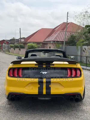 Ford Mustang 2019 Yellow