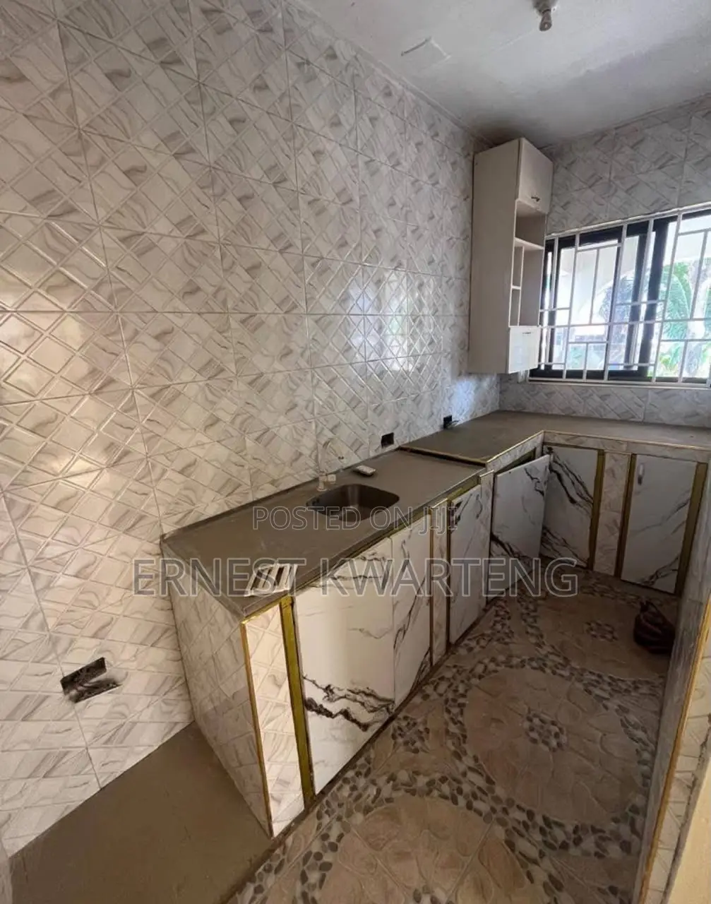 Furnished 1bdrm House in Super Elite Estate, Sowutwuom for rent