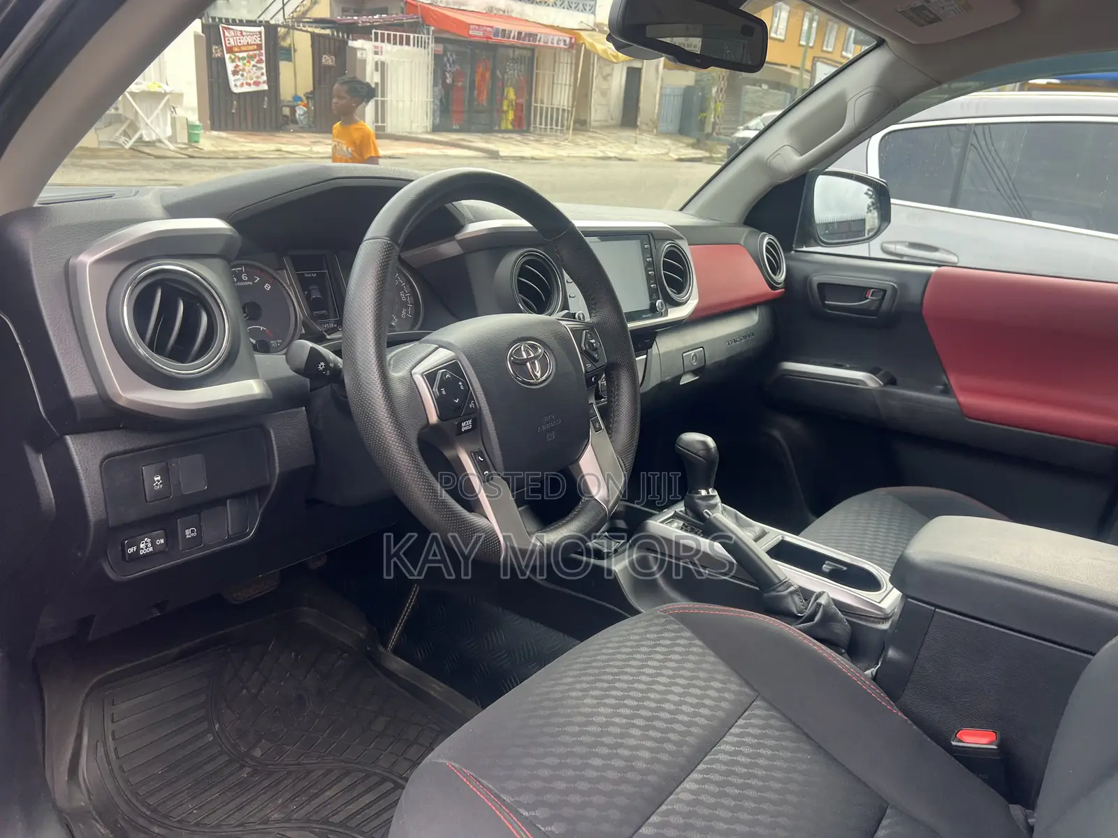 Toyota Tacoma SR5 Double Cab 5' Bed V6 AT 2023 Black