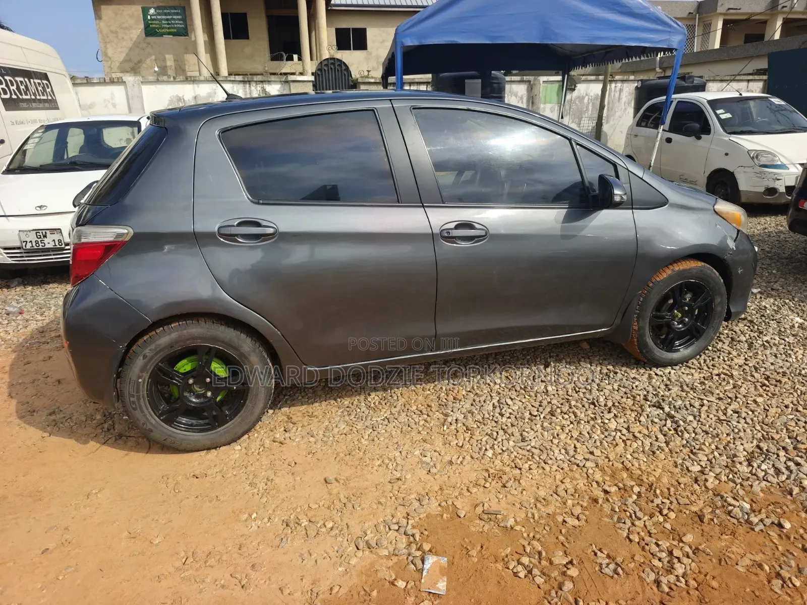 Toyota Yaris 2012 Gray