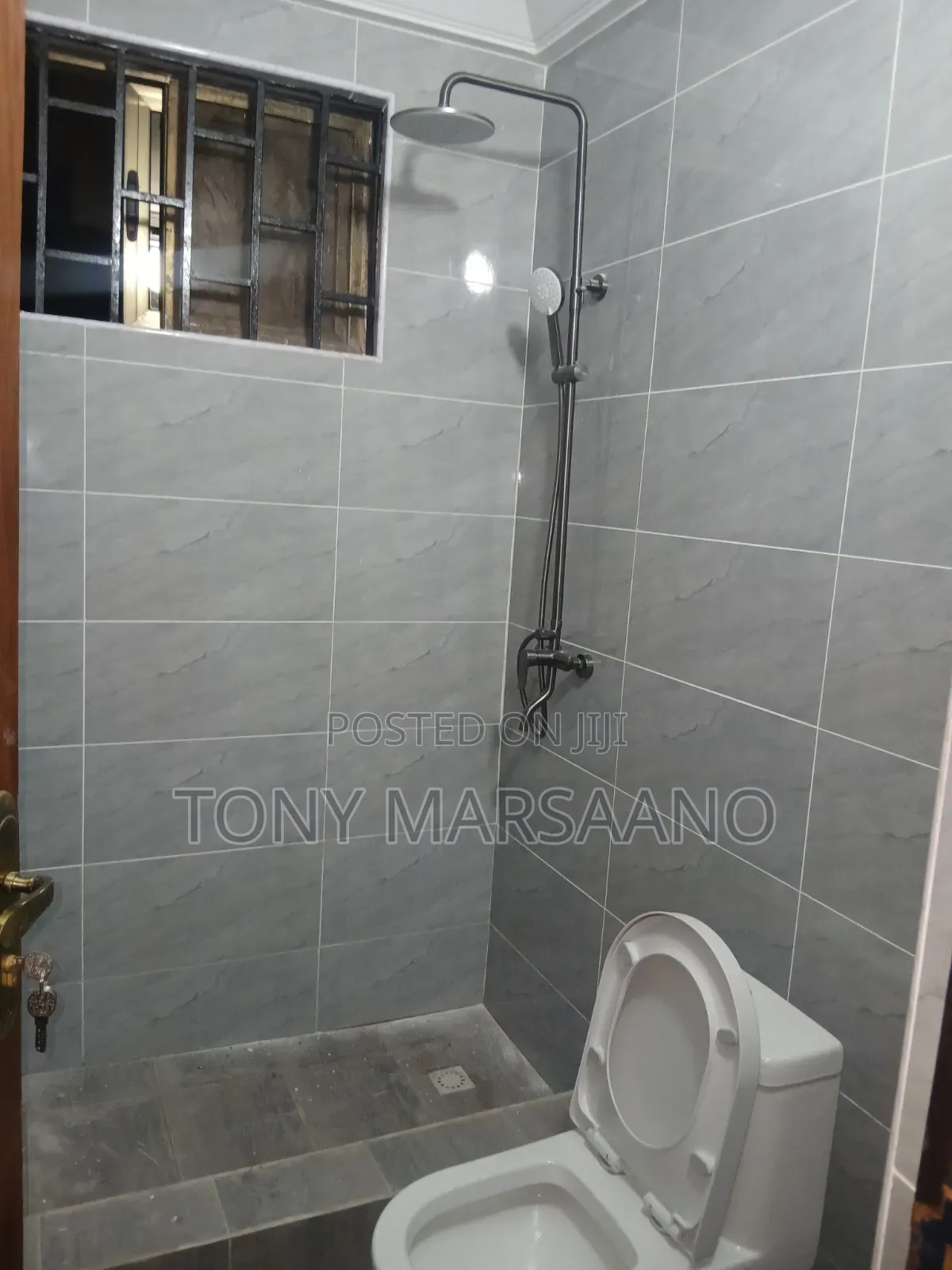 2bdrm Apartment in Haatso, Papao for rent