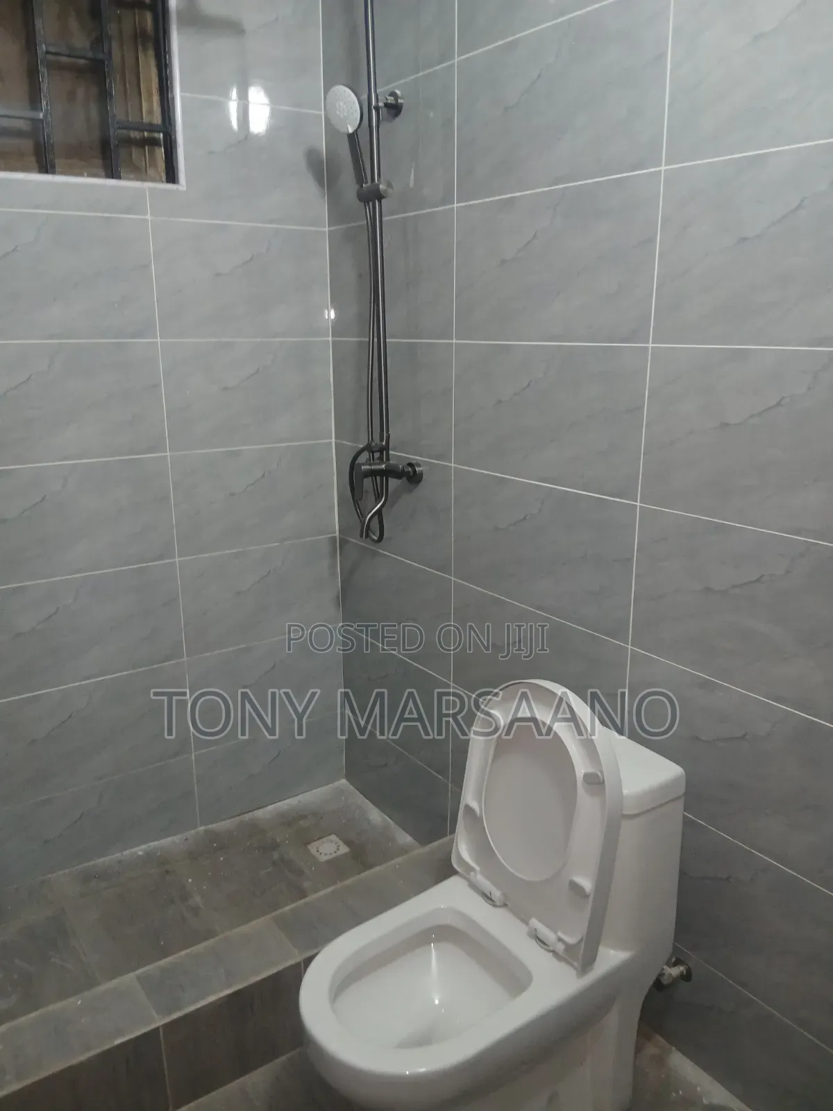 2bdrm Apartment in Haatso, Papao for rent