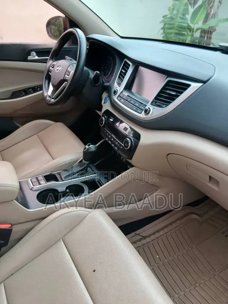 Hyundai Tucson 2016 Brown