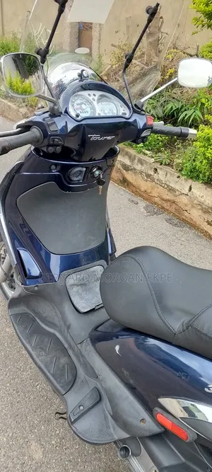 Piaggio Scooter 2020 Blue