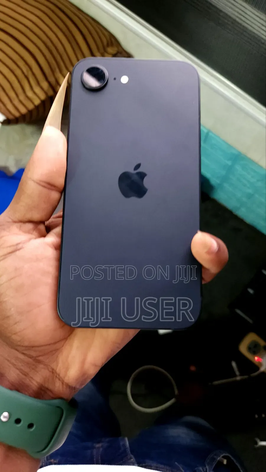 Apple iPhone 16e 128 GB Black