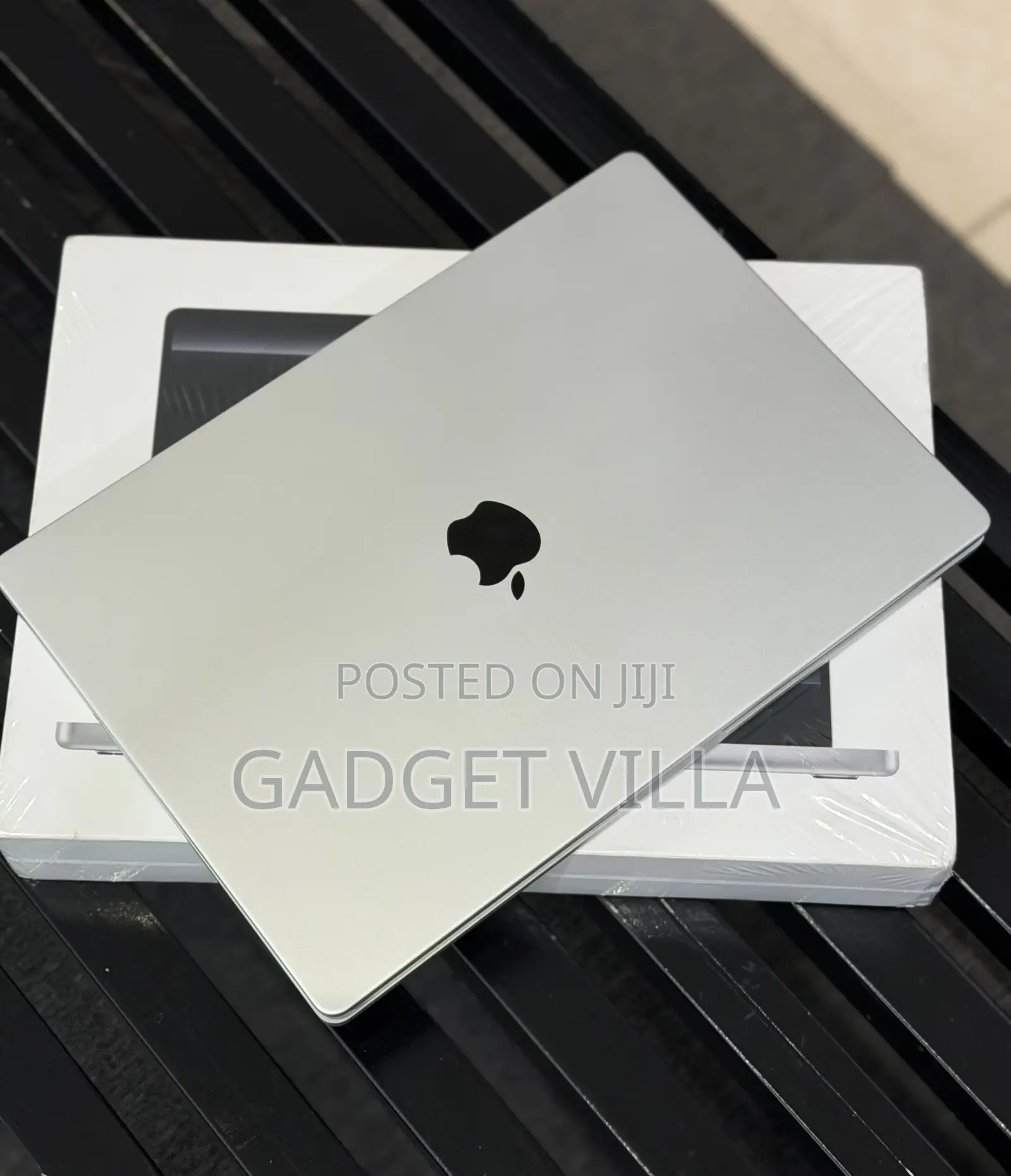 Laptop Apple MacBook Pro 2024 M4 Pro 24GB Apple M4 Pro SSD 512GB