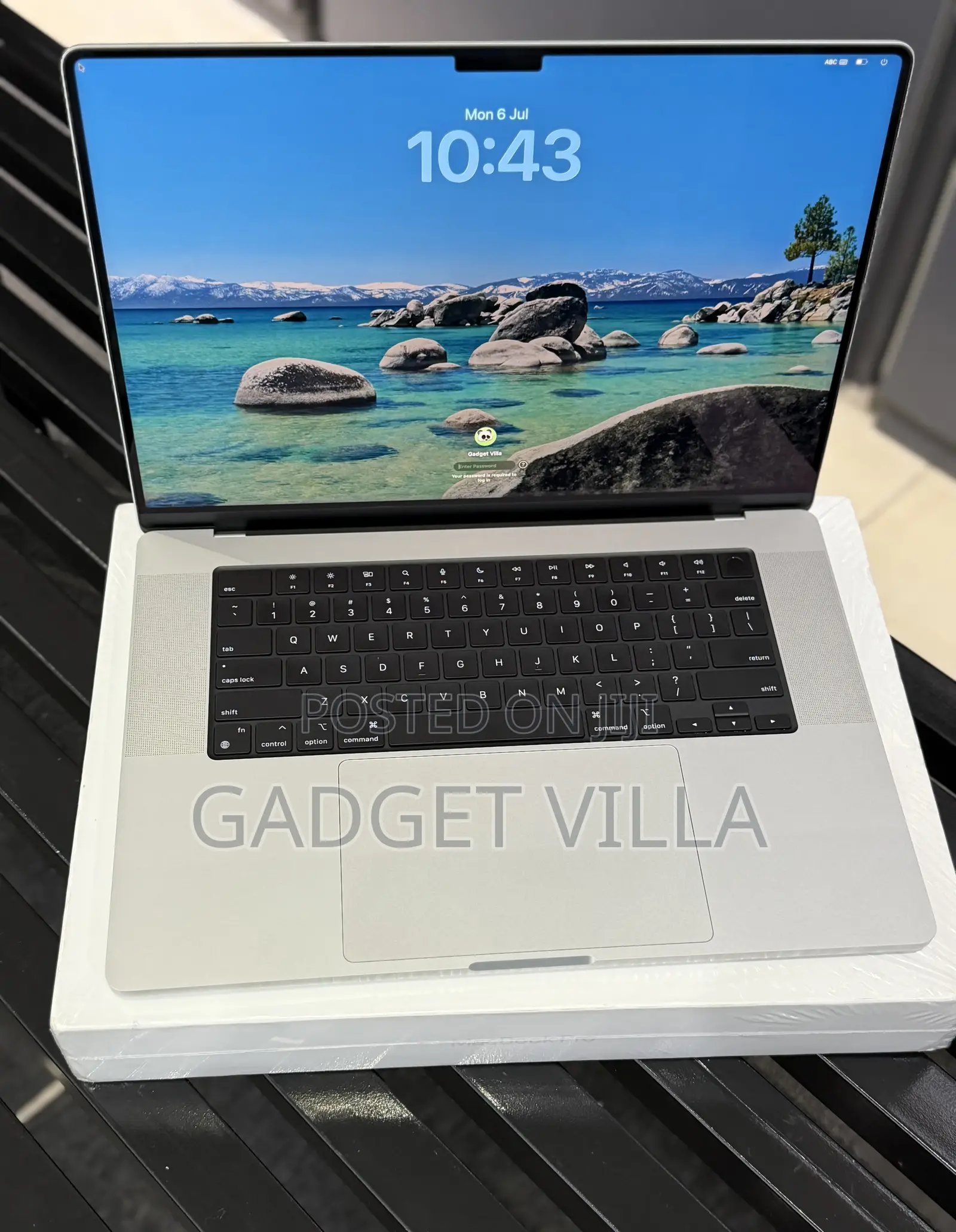 Laptop Apple MacBook Pro 2024 M4 Pro 24GB Apple M4 Pro SSD 512GB