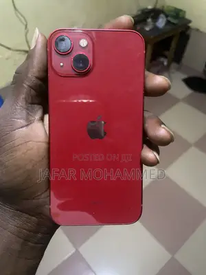 Apple iPhone 13 128 GB Red