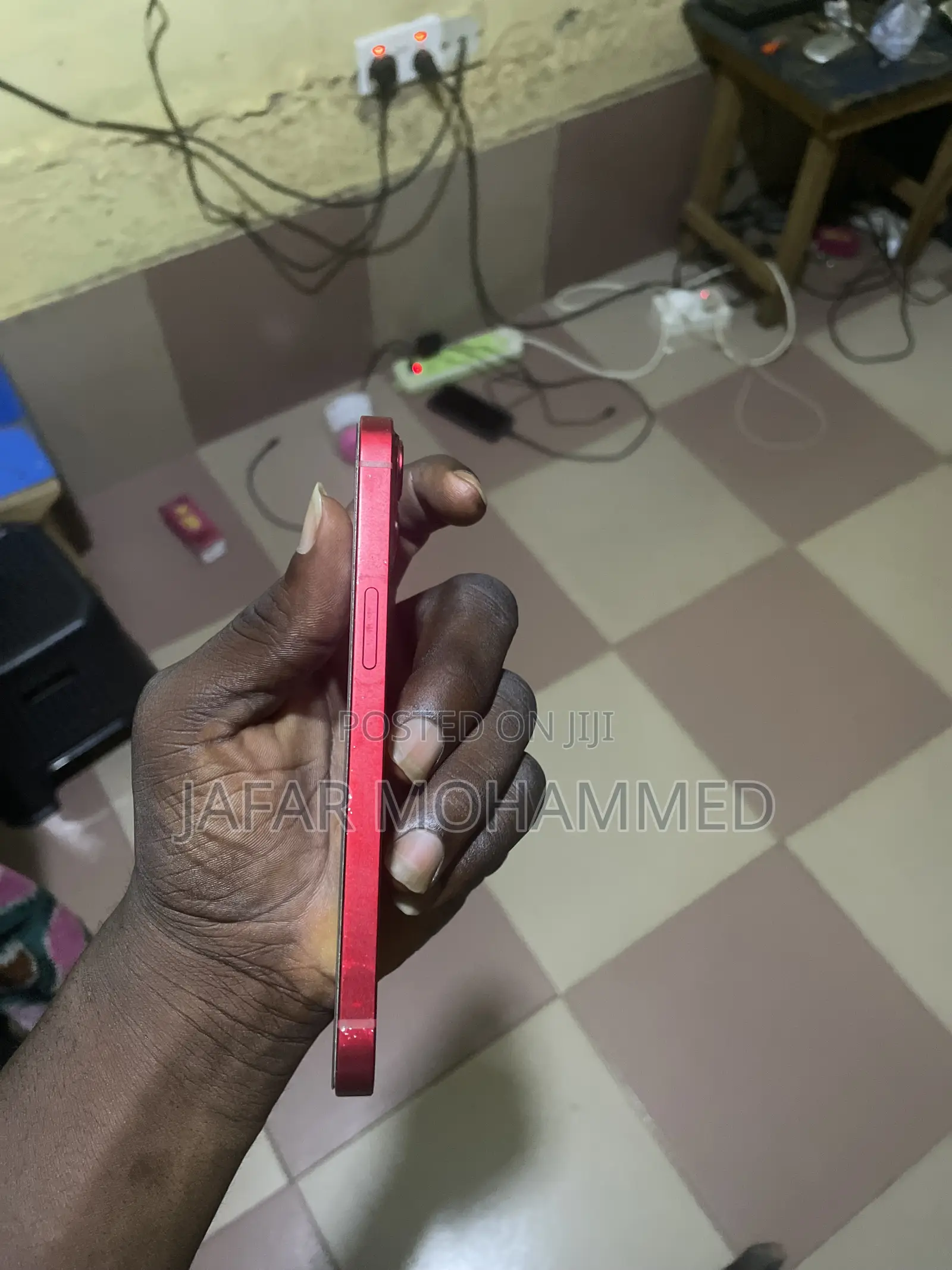 Apple iPhone 13 128 GB Red