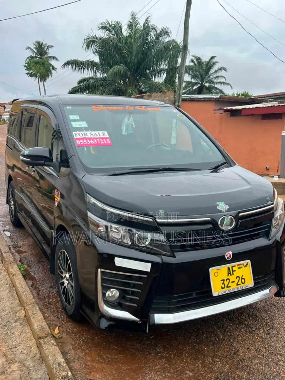 Toyota Voxy 2015 Black