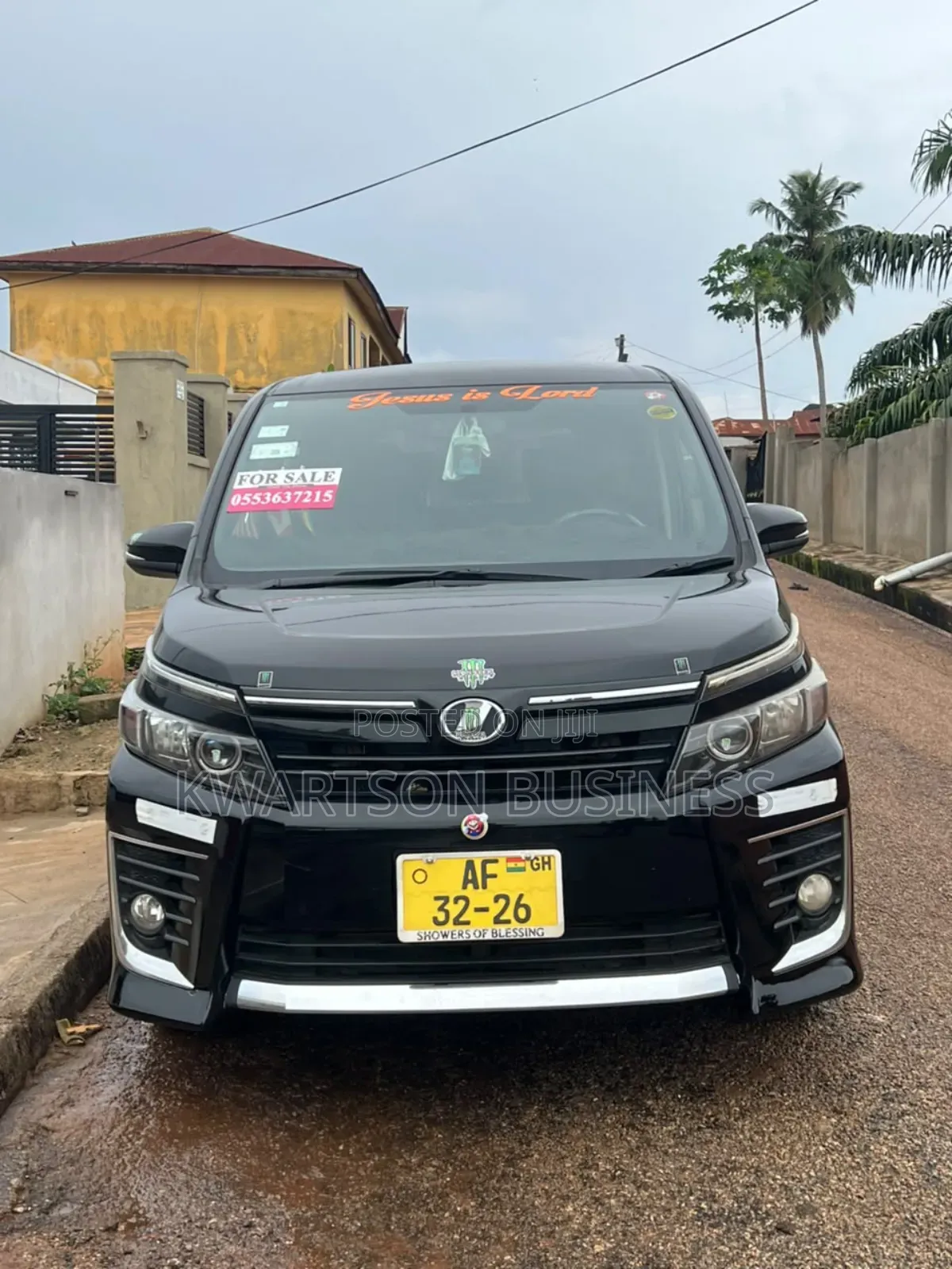 Toyota Voxy 2015 Black
