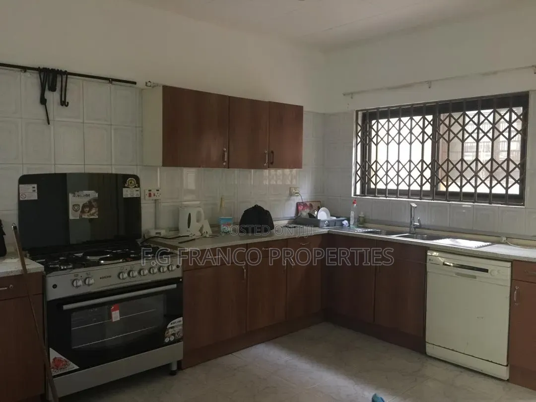 4bdrm House in Kg  Franco, Regimanuel Gray Estates for sale