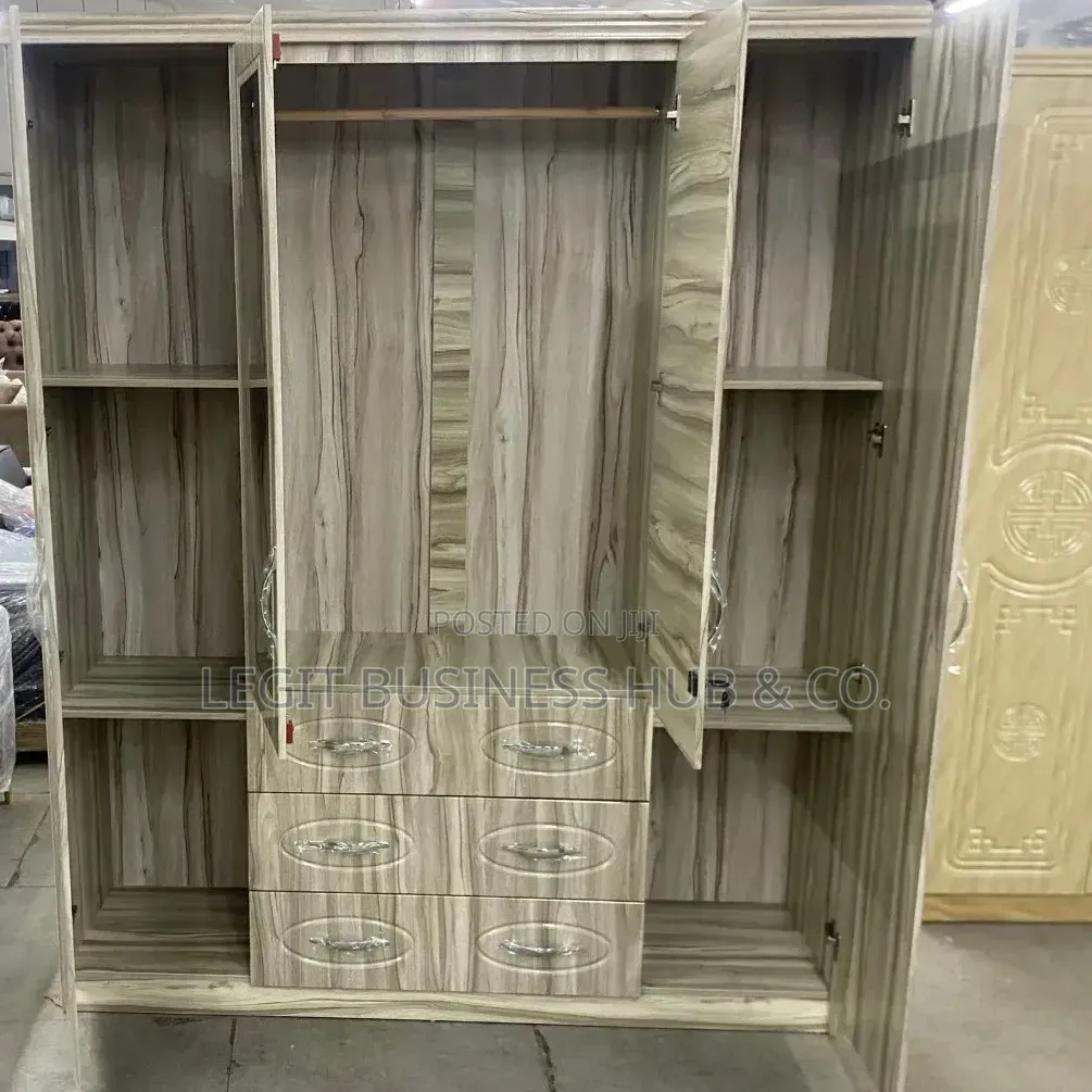 Wooden Wardrobe 4 Doors With Mirror