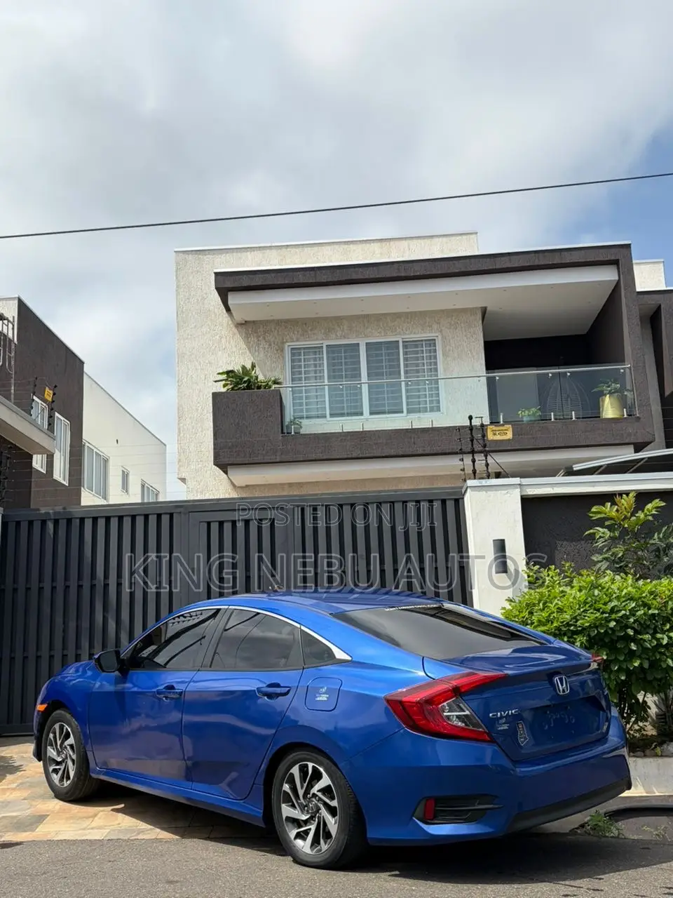 Honda Civic EX 4dr Sedan (2.0L 4cyl) 2017 Blue